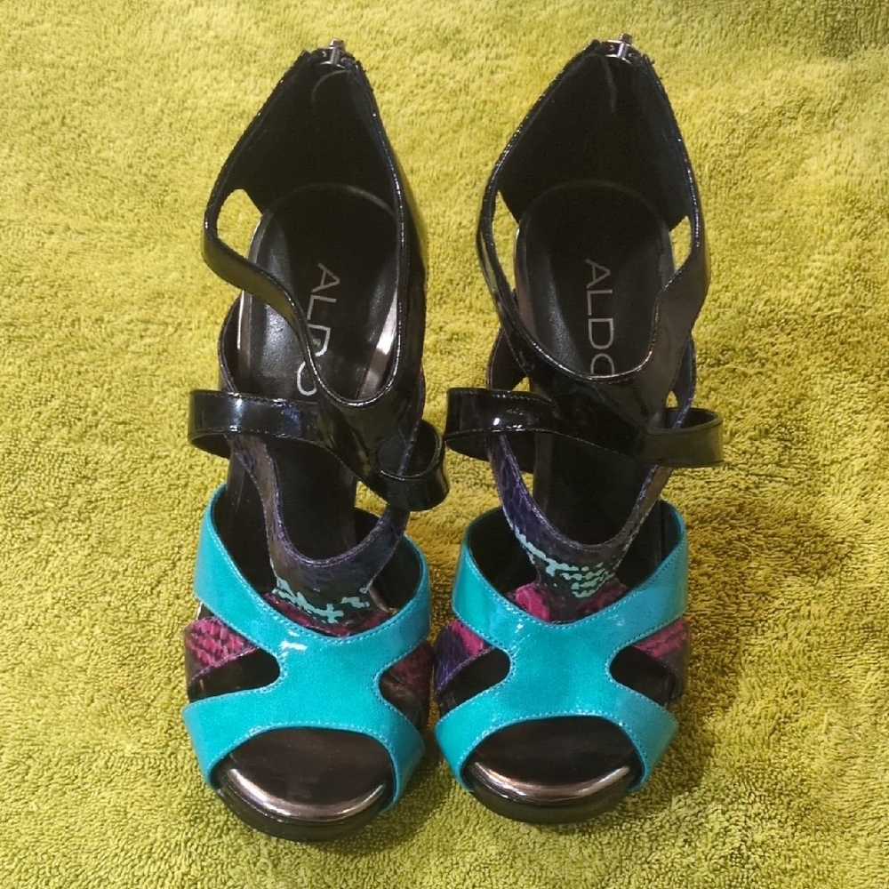 Aldo Turquoise and Black Strappy Heels